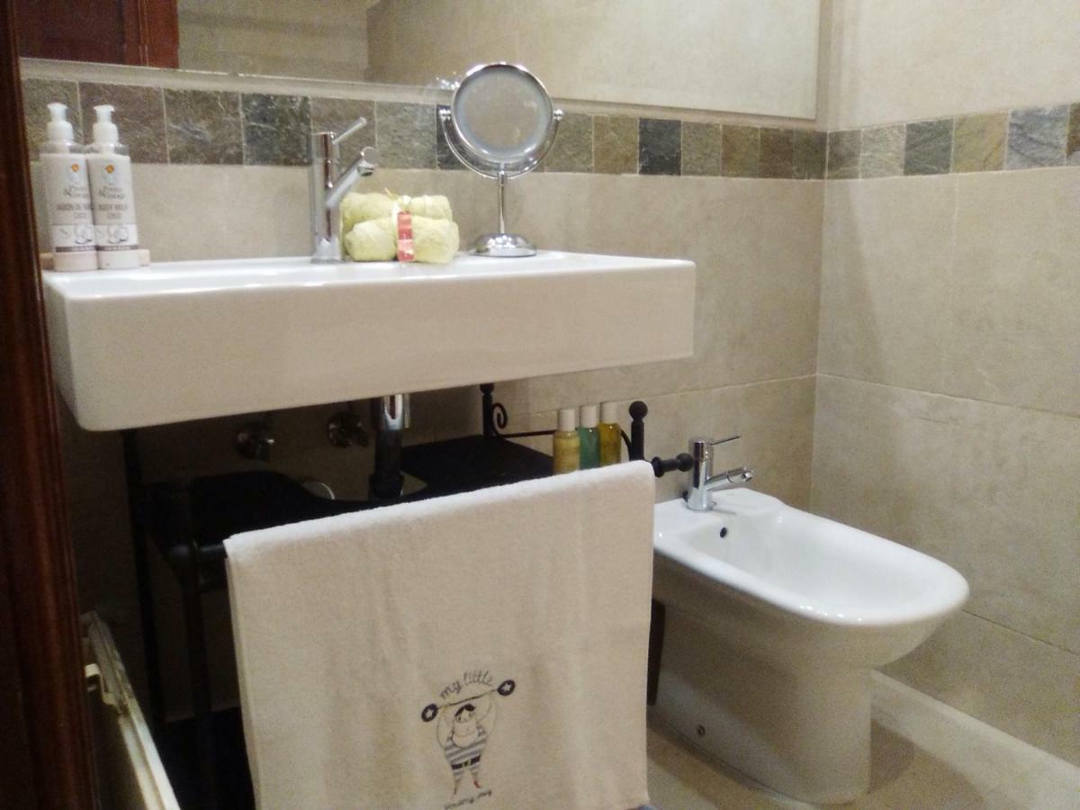 Apartamento Junto Al Santiago Bernabeu Con Piscina Apartment Madrid Ngoại thất bức ảnh