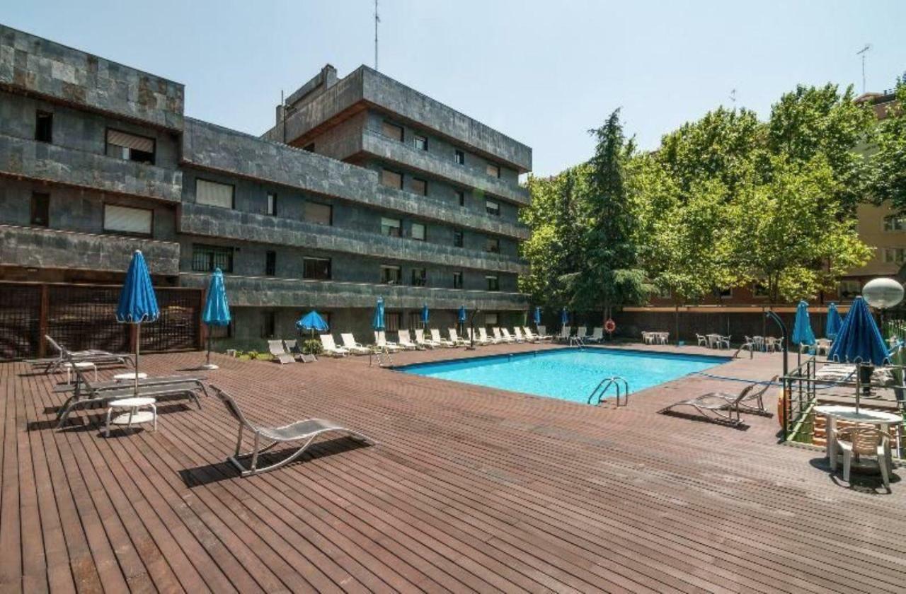 Apartamento Junto Al Santiago Bernabeu Con Piscina Apartment Madrid Ngoại thất bức ảnh